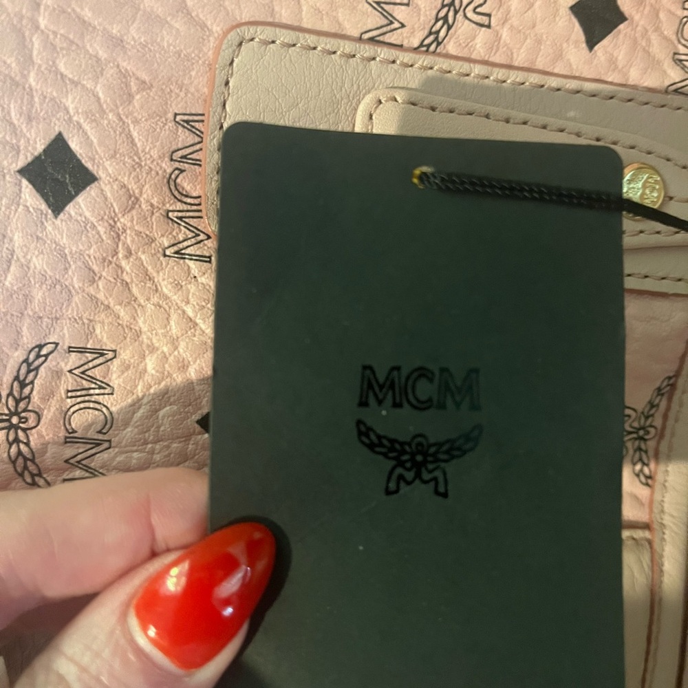MCM Medium Pink Tote - Picture 7 of 8